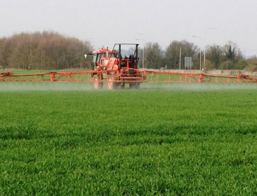 Dryade start rechtszaken tegen twee telers en wil pesticidenvonnis "vergunning per vergunning" afdwingen