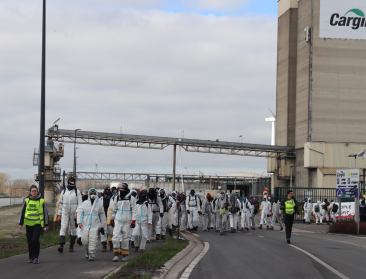 Organisaties gelinkt met Code Rood verliezen subsidies