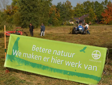 Vlaams Parlement buigt zich over subsidies Natuurpunt: valse concurrentie of onterechte schietschijf?